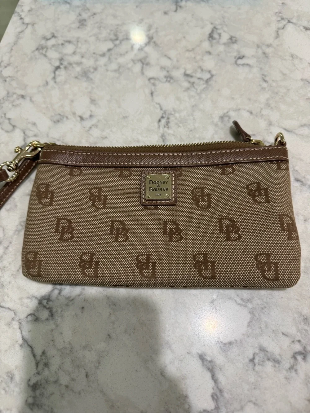 Dooney & Bourke signature monogram large wristlet in khaki brown canvas NWOT